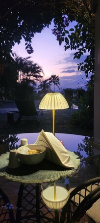 A fantastic dinner with a beautiful view!