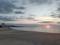 Sunrise at the beach