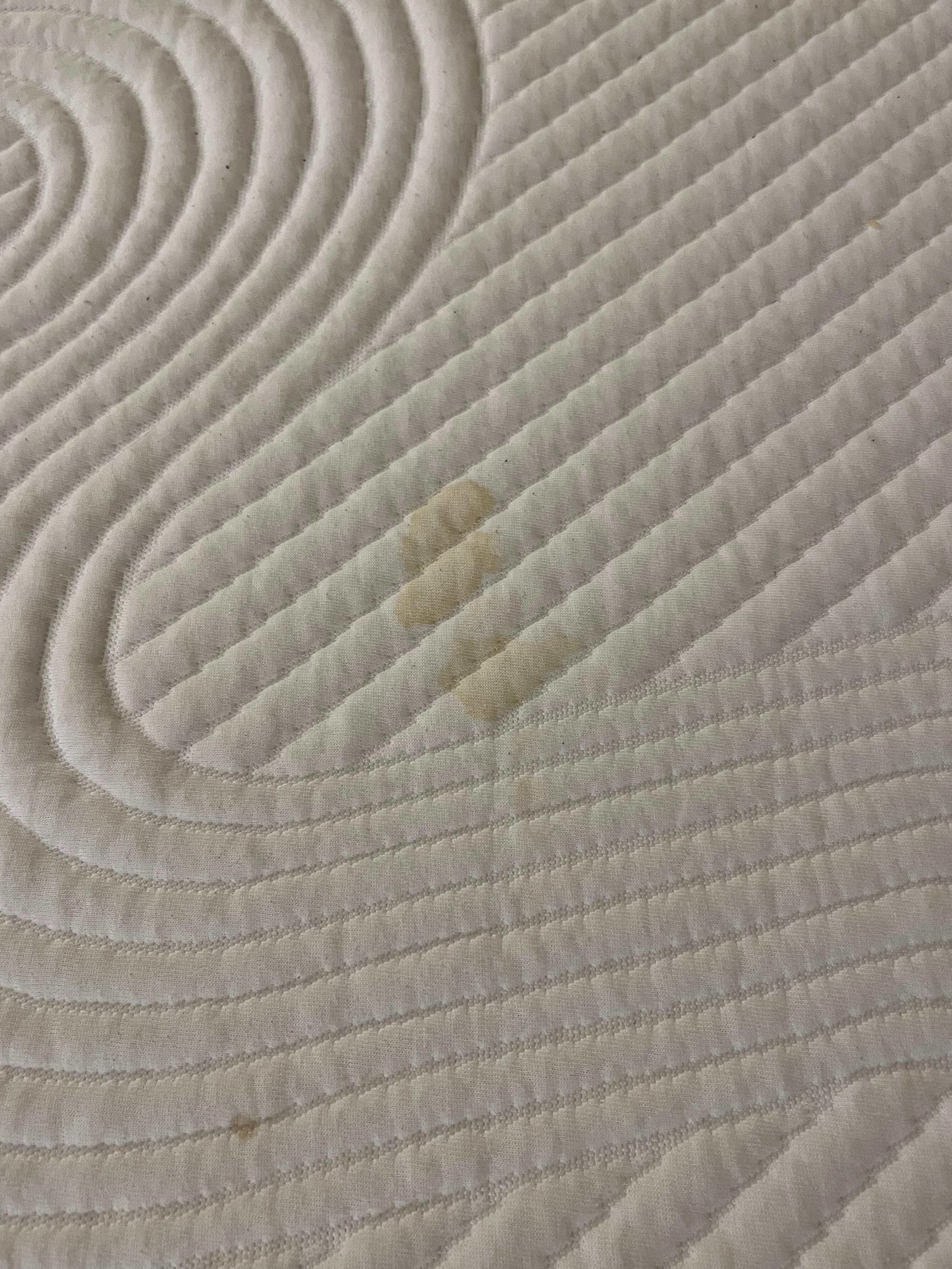 Stained pull-out mattress
