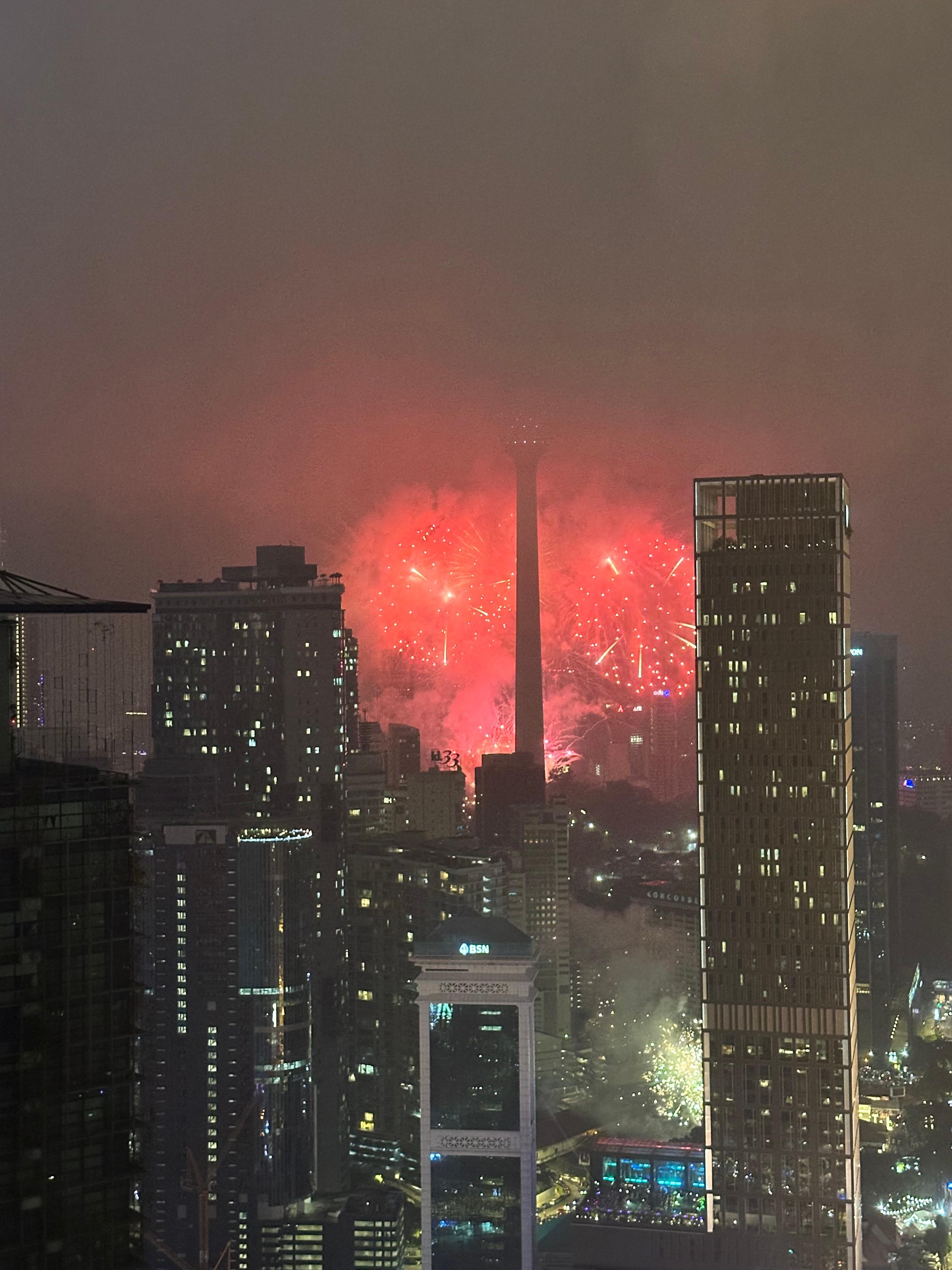 カウントダウン
お部屋からの写真から