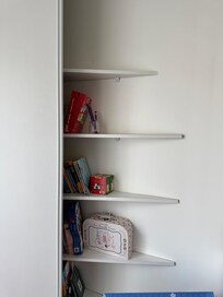 Typical available shelf space sine host’s possessions not removed