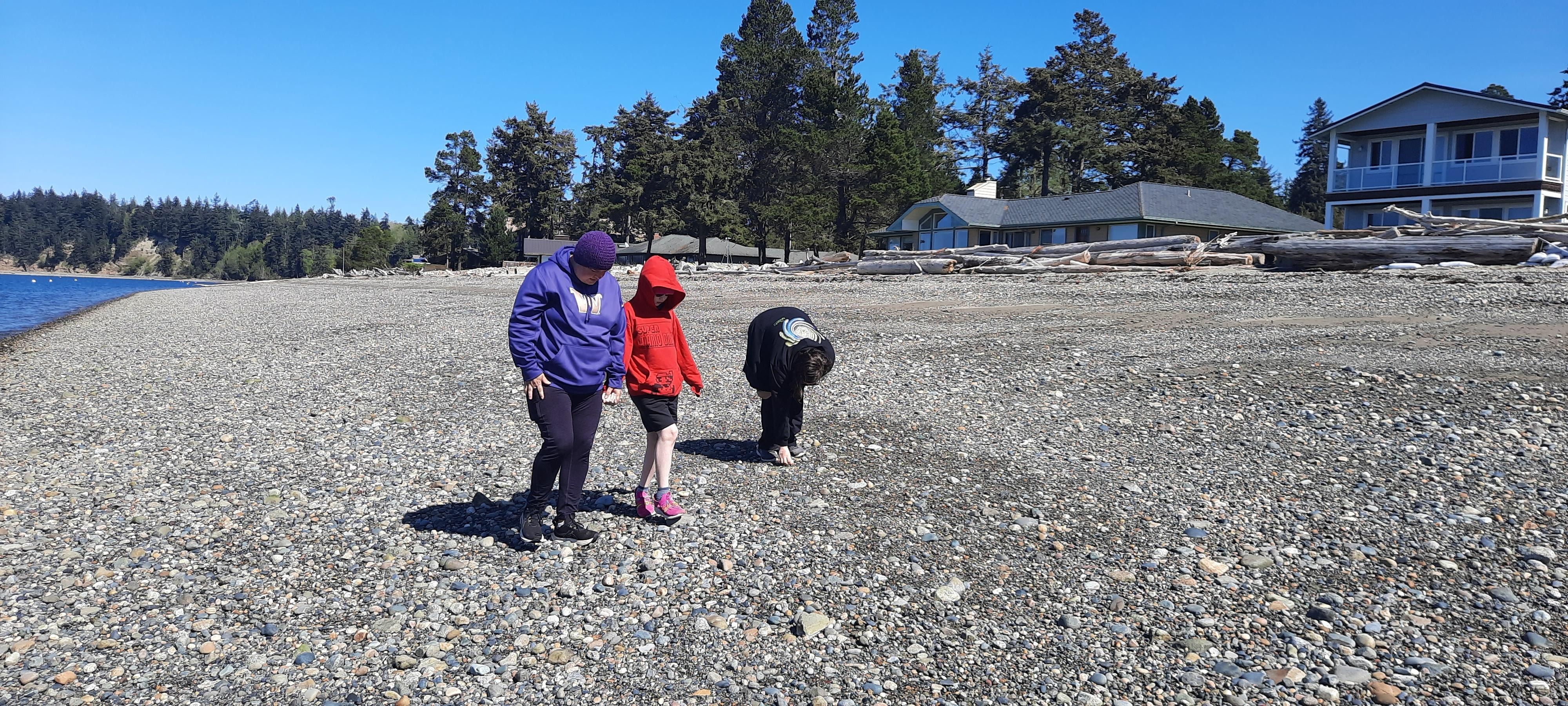 The kids loved looking for interesting rocks on the beach.