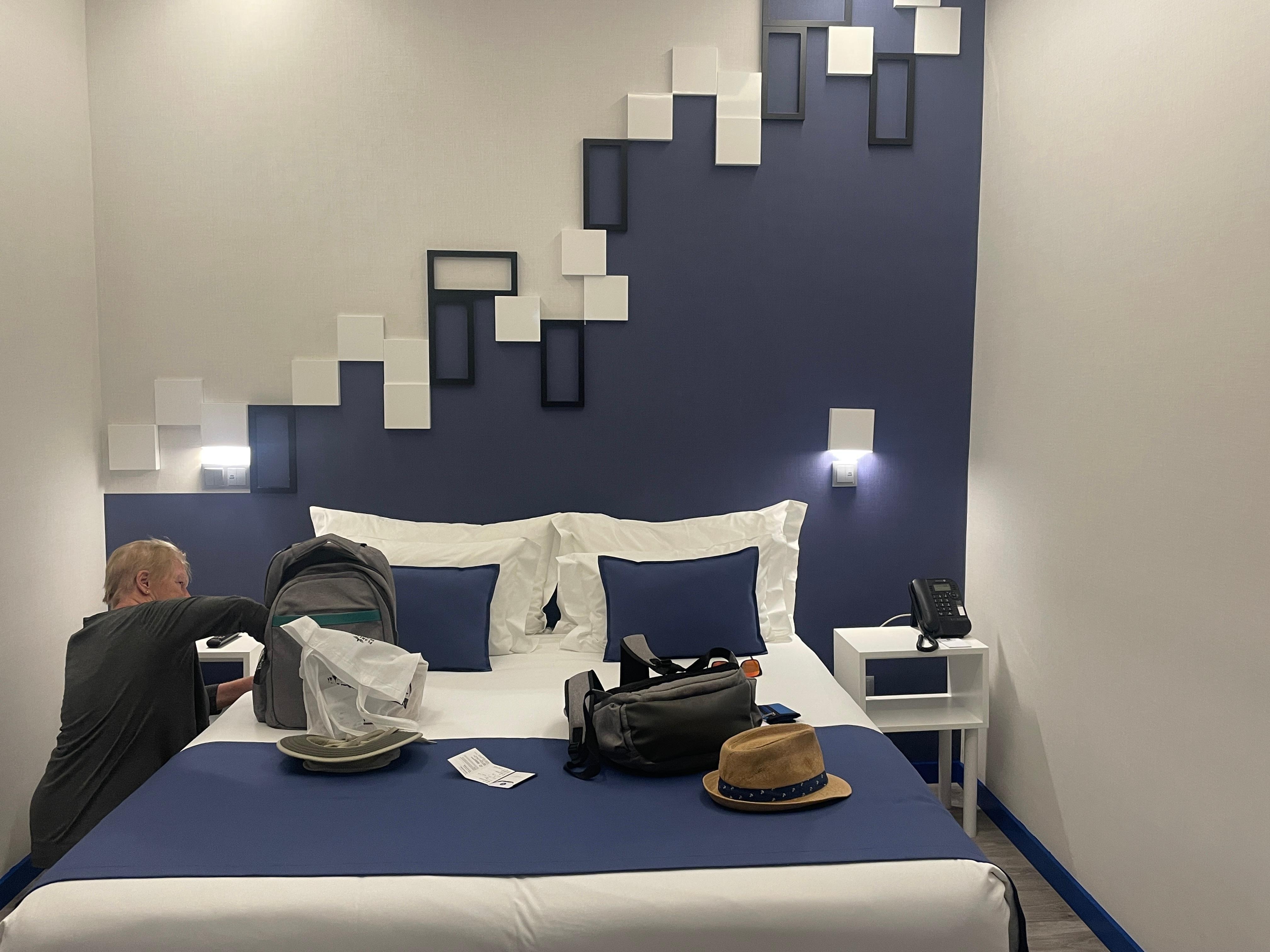 Chambre spacieuse, lumineuse et moderne 