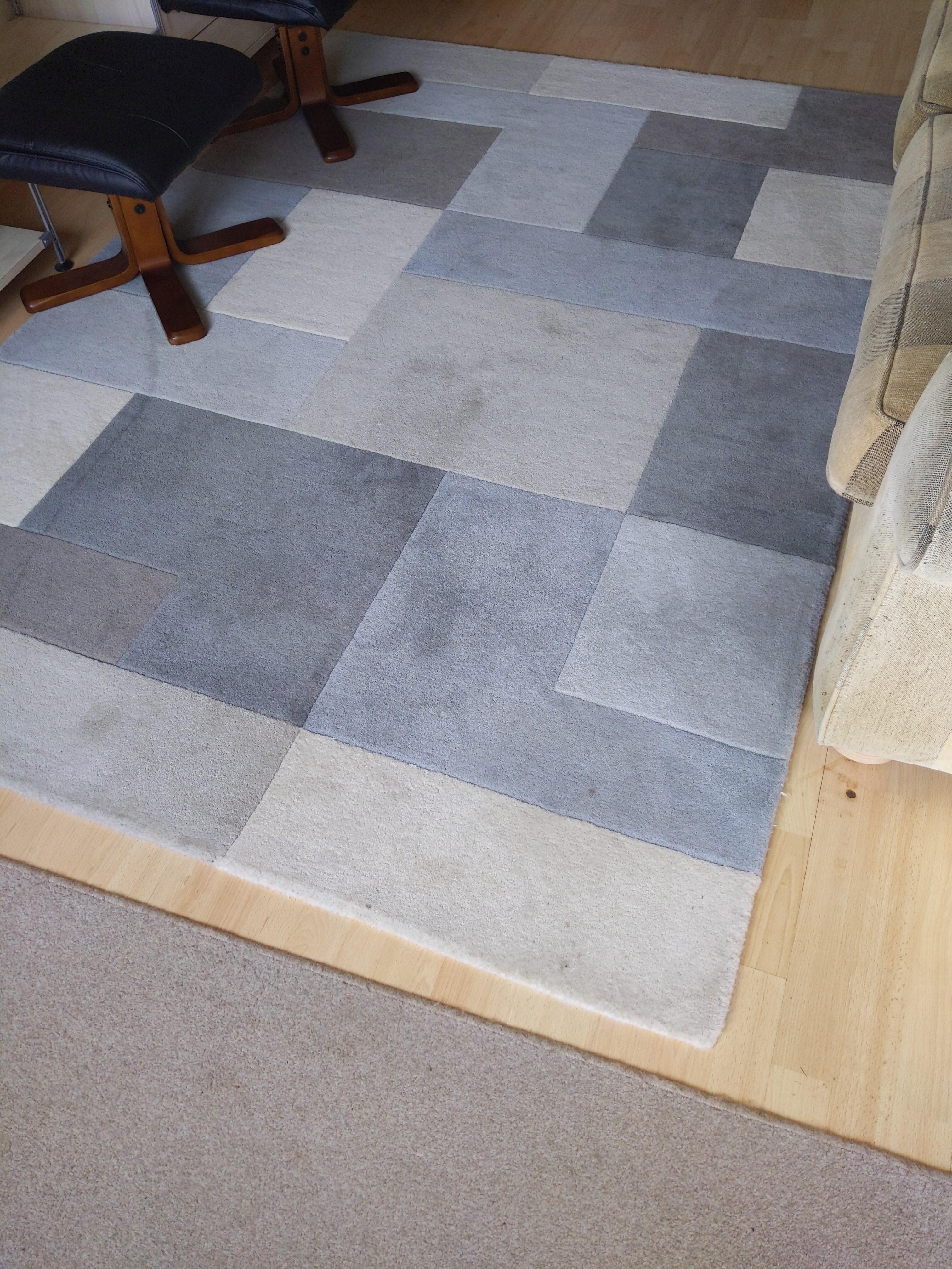 Dirty carpets 