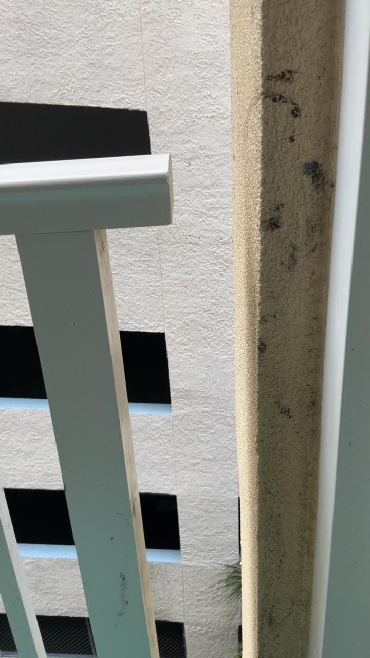 Railing on the balcony 