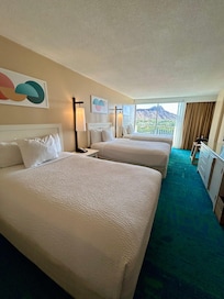 3人ベッドの部屋からはダイヤモンドベッドがとても綺麗に見えました。