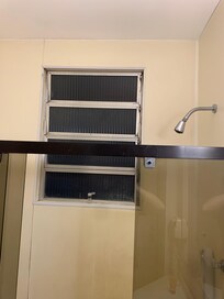 Windows didn’t close completely the room was full of mosquitoes