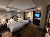 窓の無い部屋でしたが調度品も品が良く、清潔で快適でした