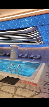 Indoor pool. Amazing with surna, spa and steaming area. Gym