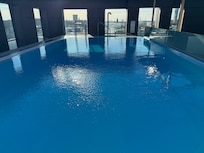 Very nice rooftop swimming pool