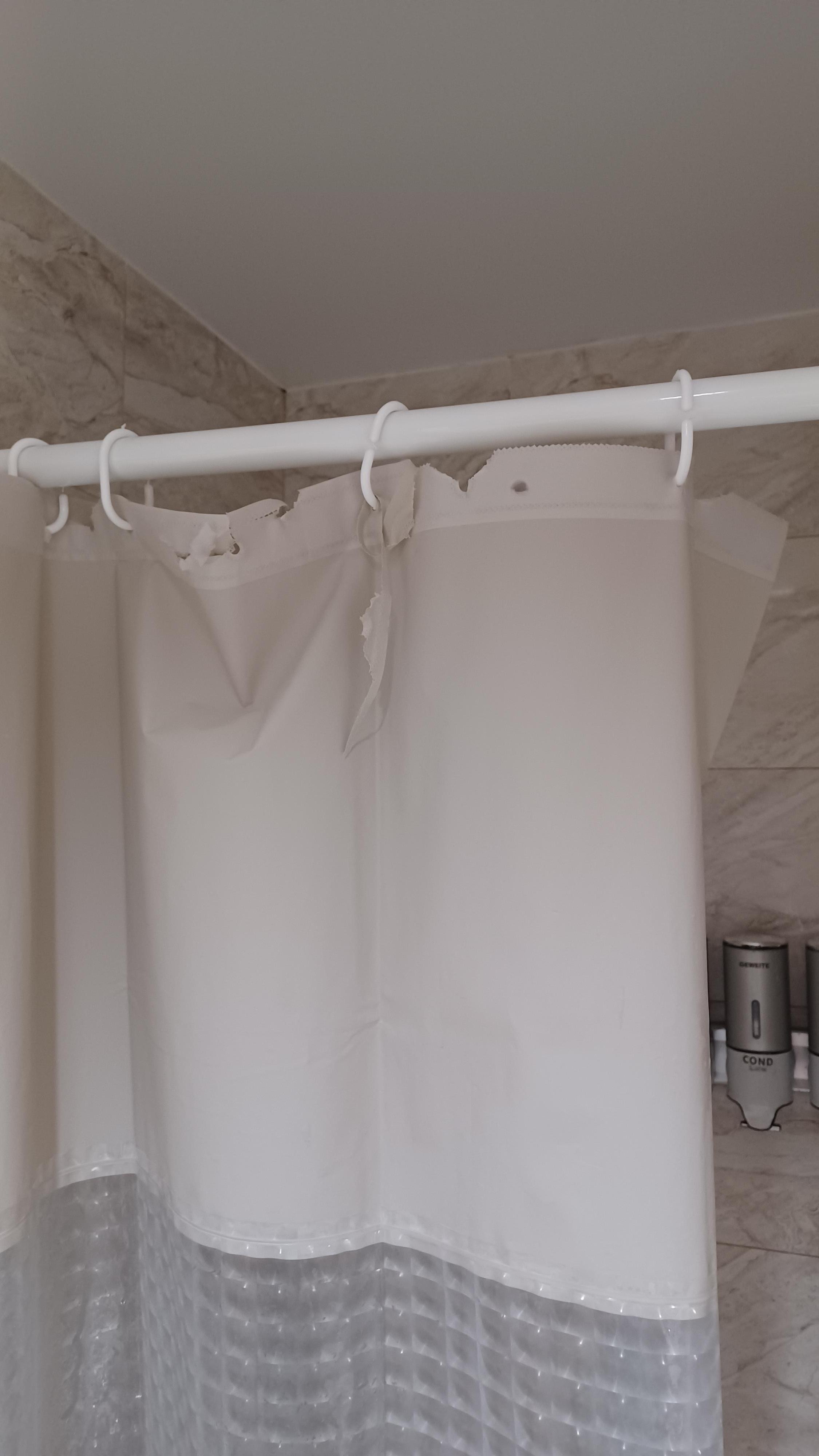 Damage Bath Cortain