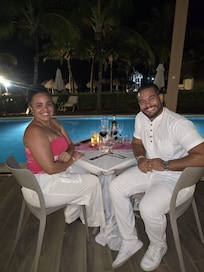 Our romantic dinner organized by Reynaldo (our concierge)