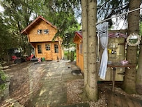 Outside view 1