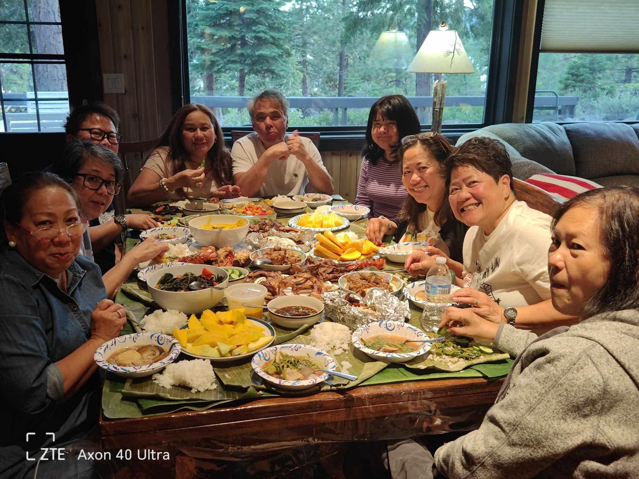 Enjoying our last day budol dinner .