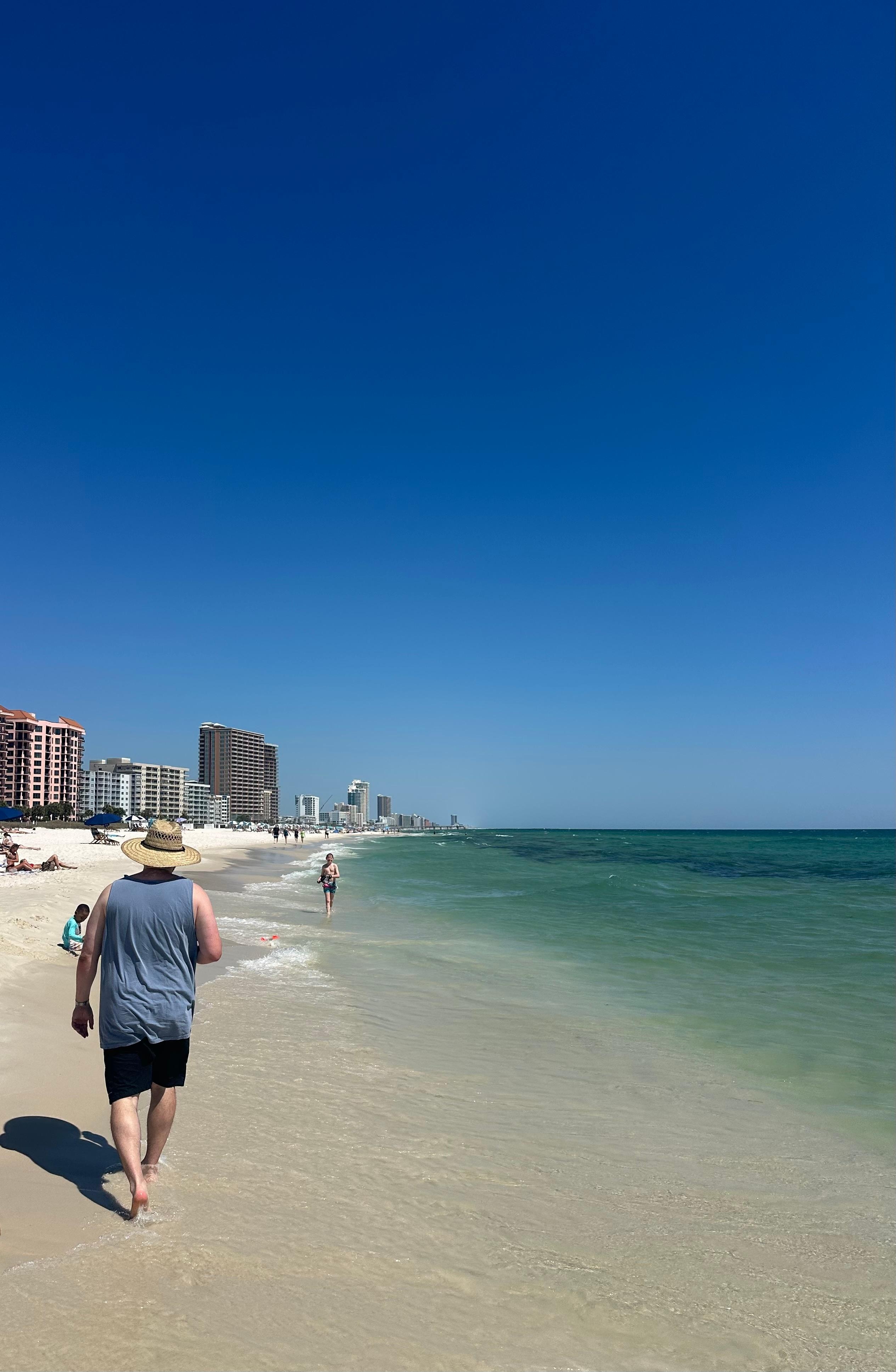 Beautiful area, beautiful beach 