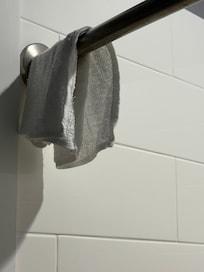 Someone’s use nasty towel