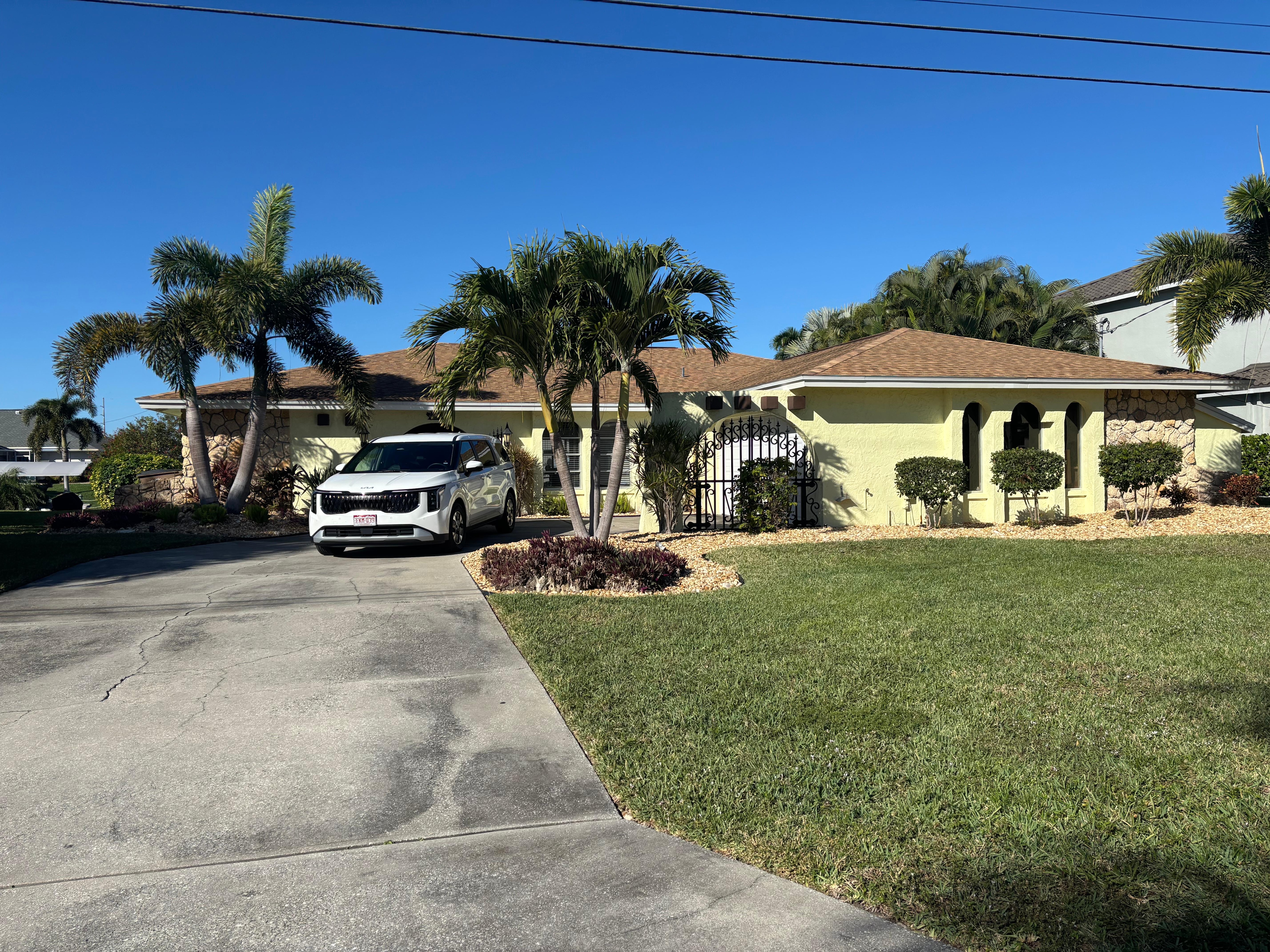 Arrived to the home as advertised. 