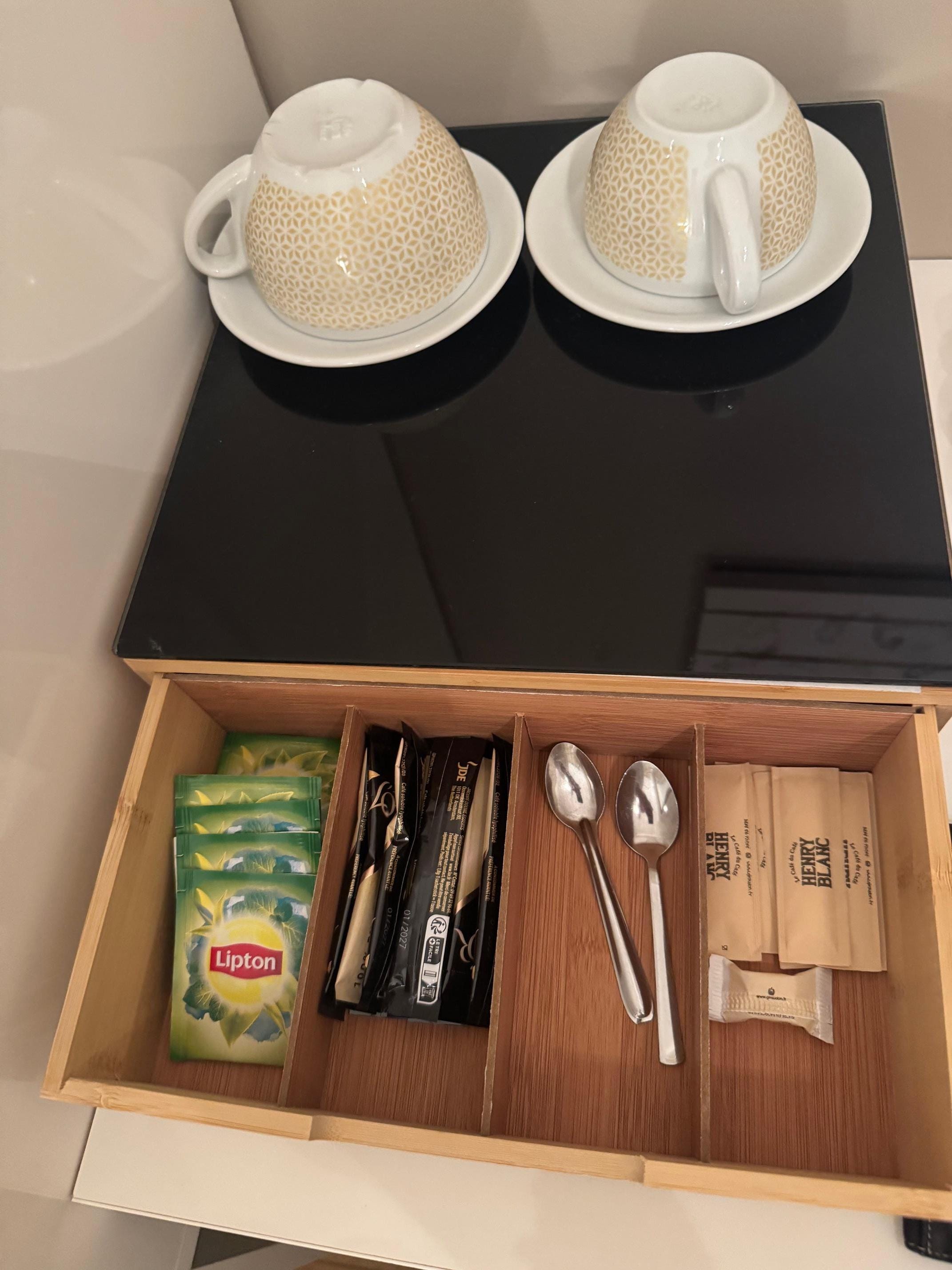 How do you make tea with no kettle?