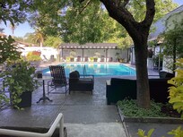 Overall: A Must Stop Place @ Calistoga!