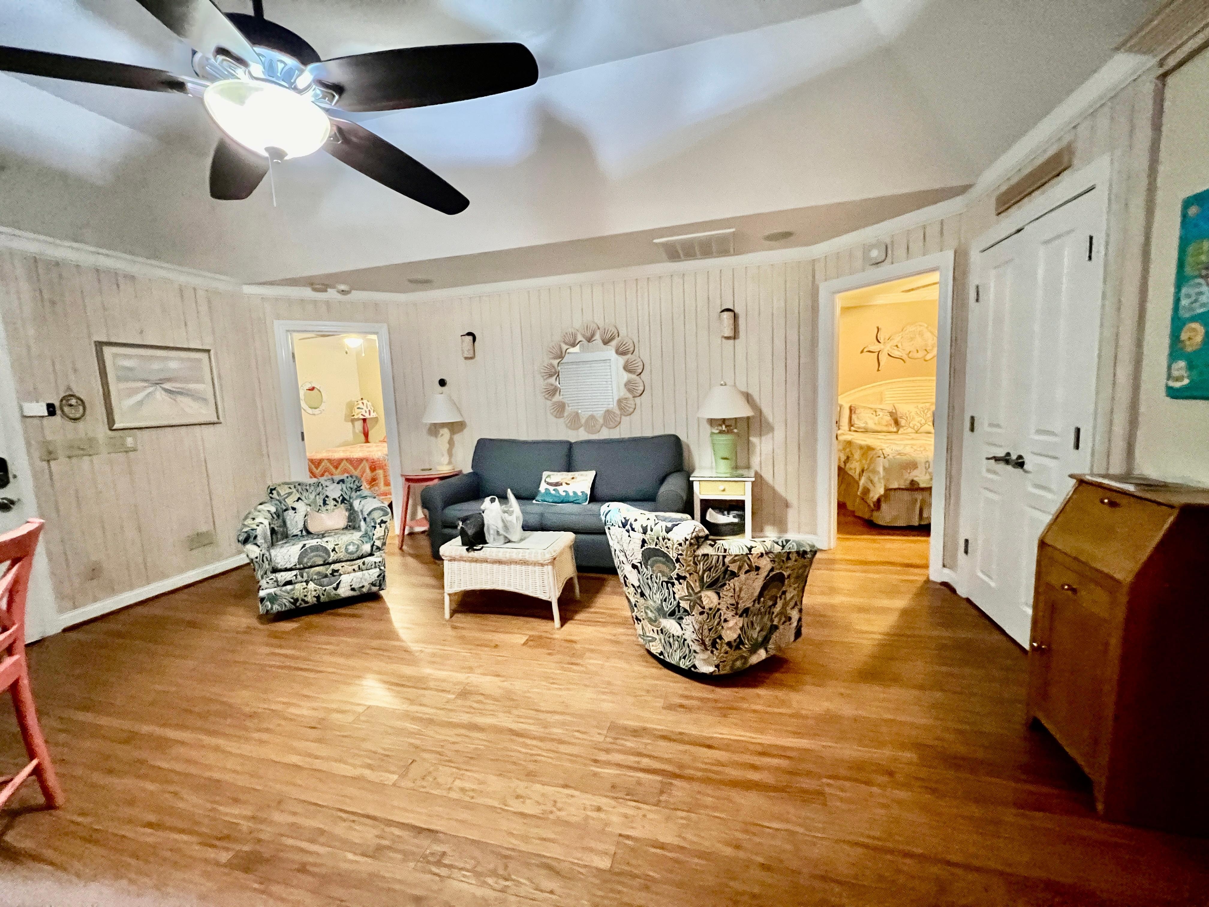 Spacious living room and ample seating