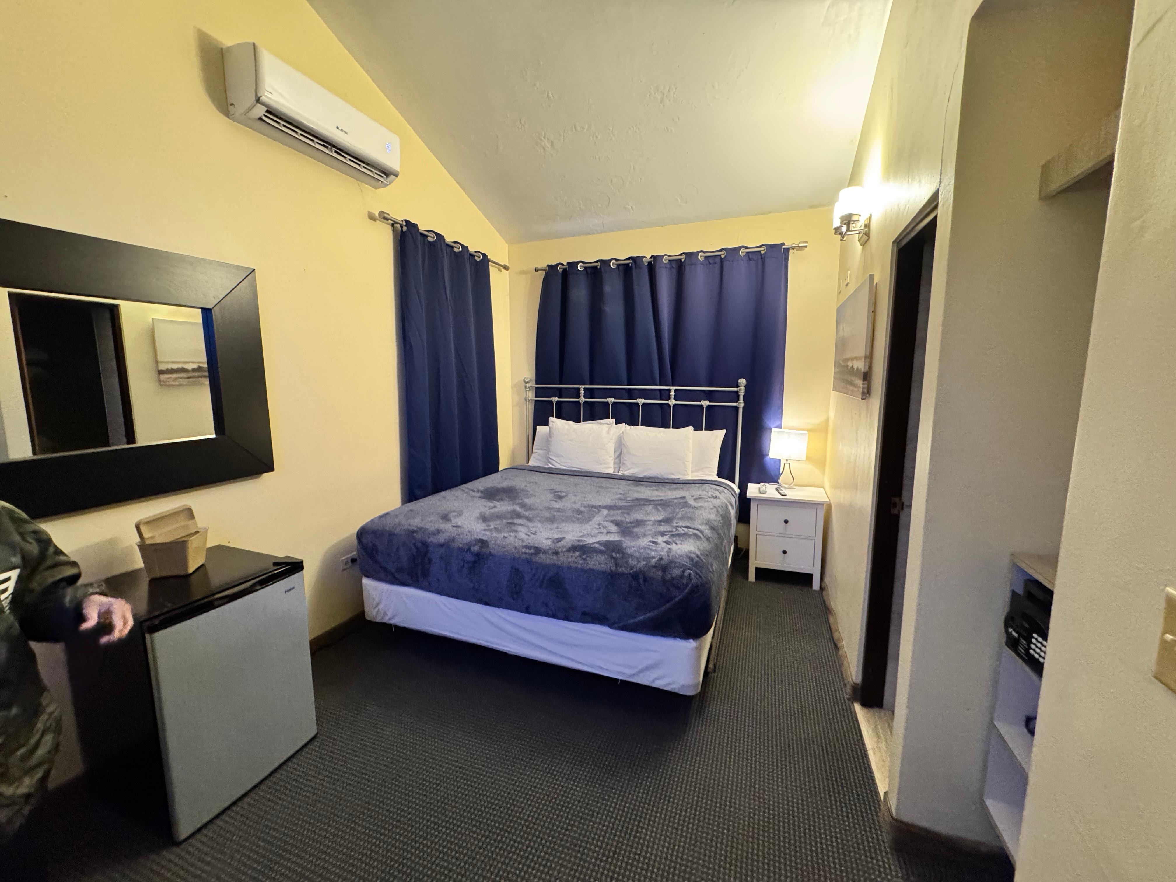 King bed room