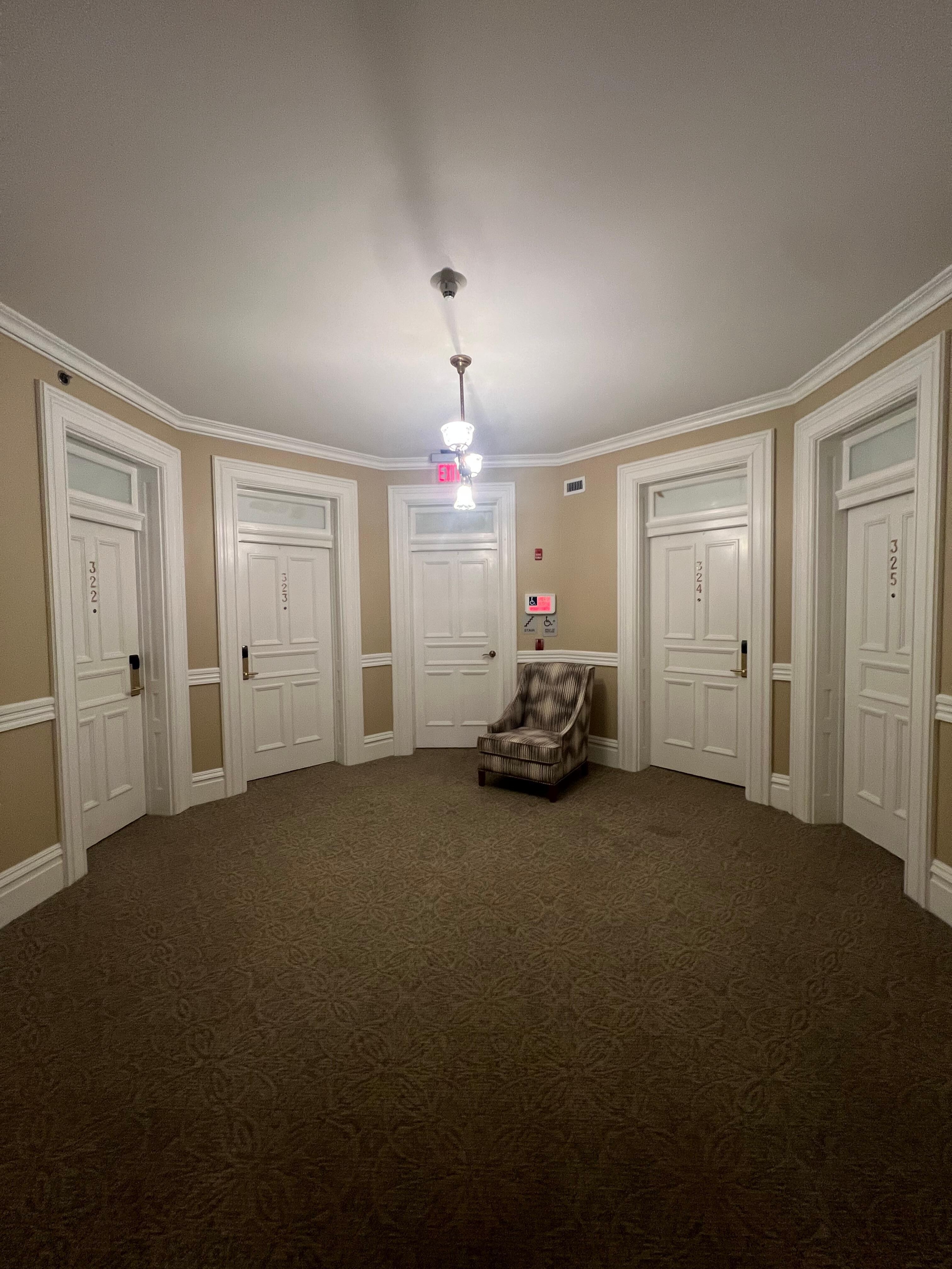 This picture doesn’t capture the  glory of the guest room rotunda. 