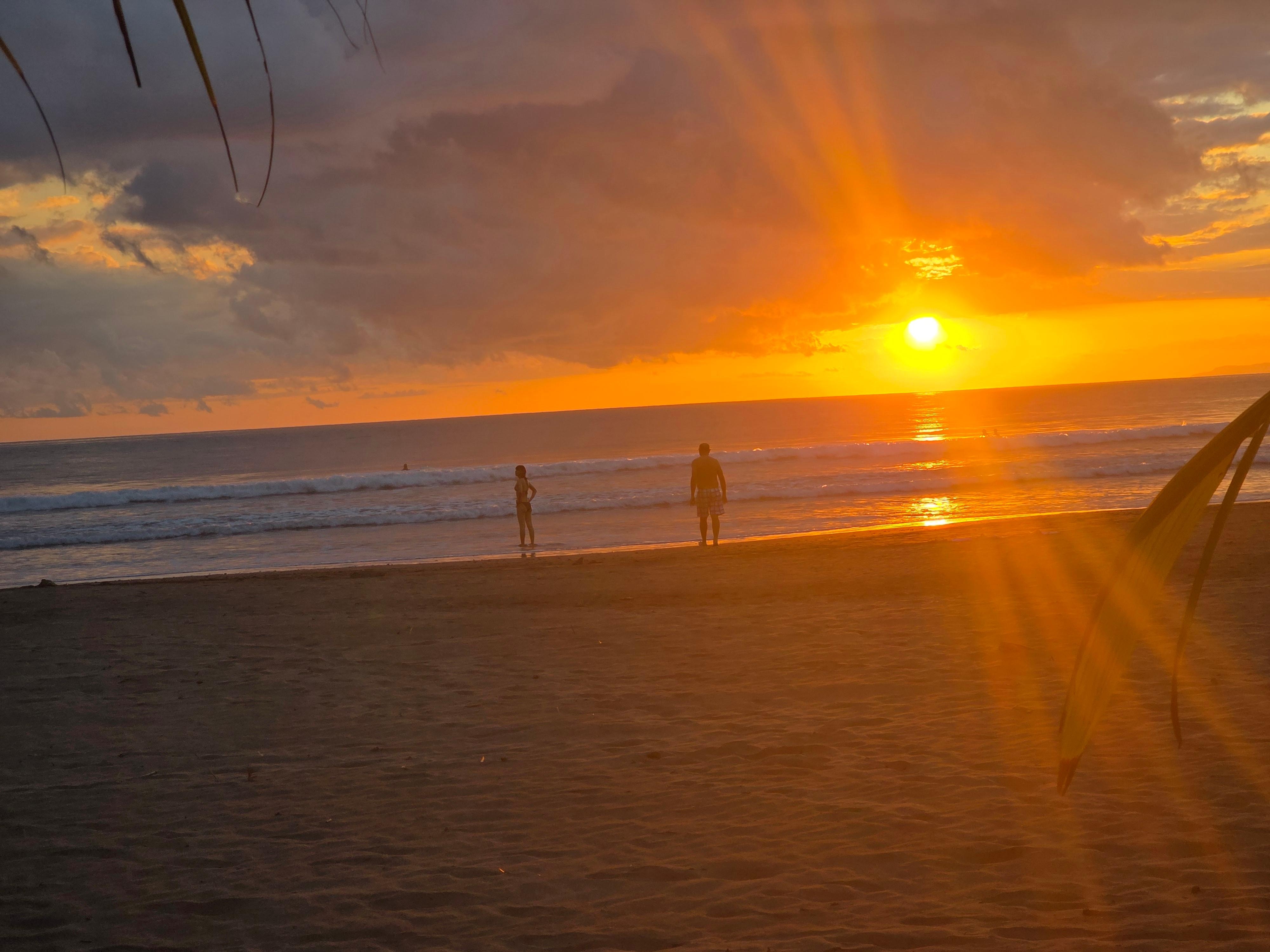 this beach is about 4or 5 blocks from the condo.