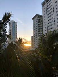 Sonnenaufgang vom Balkon
