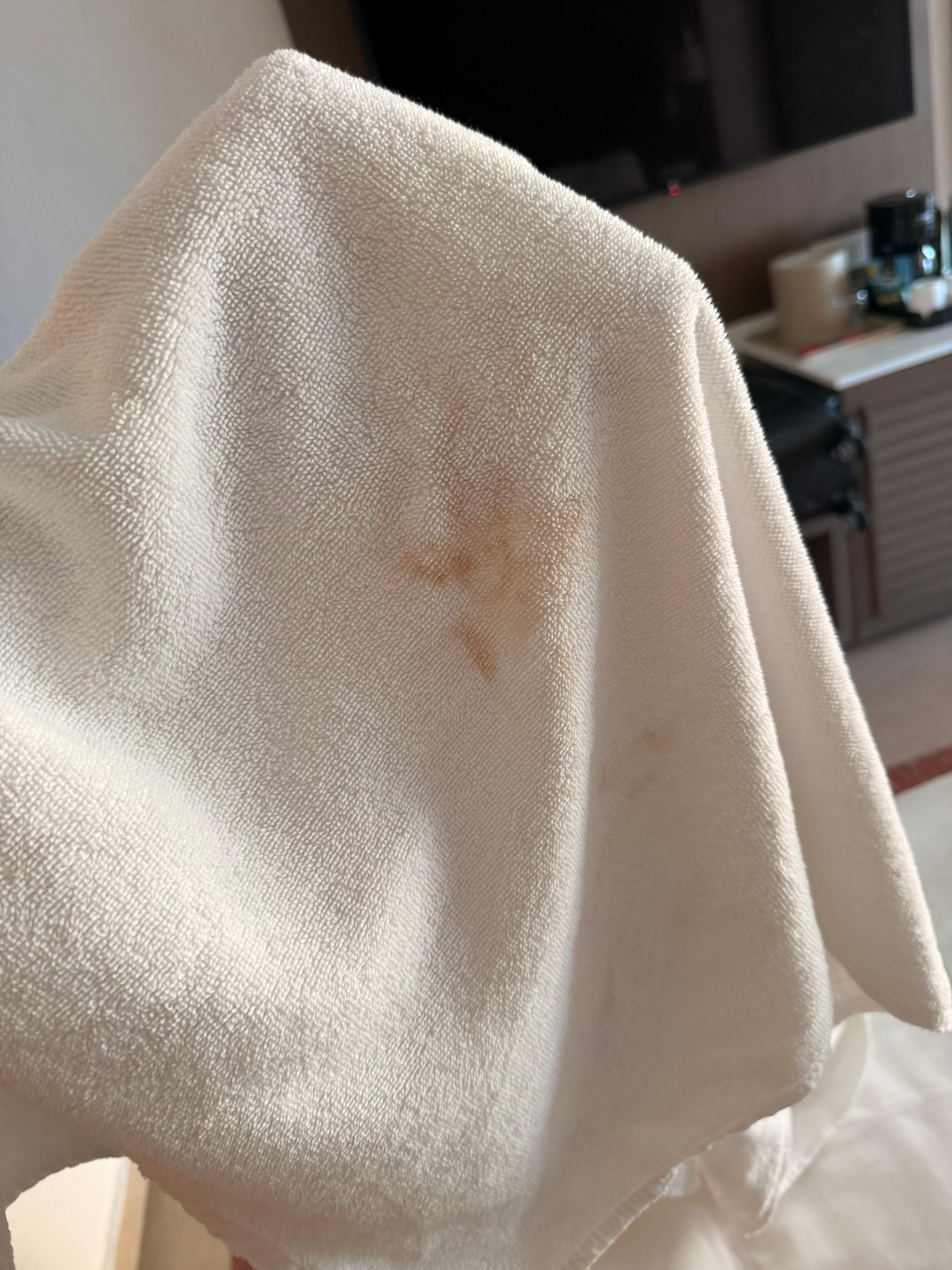 Used towels. 
First towel we grabbed. Didn’t even feel like it was washed 