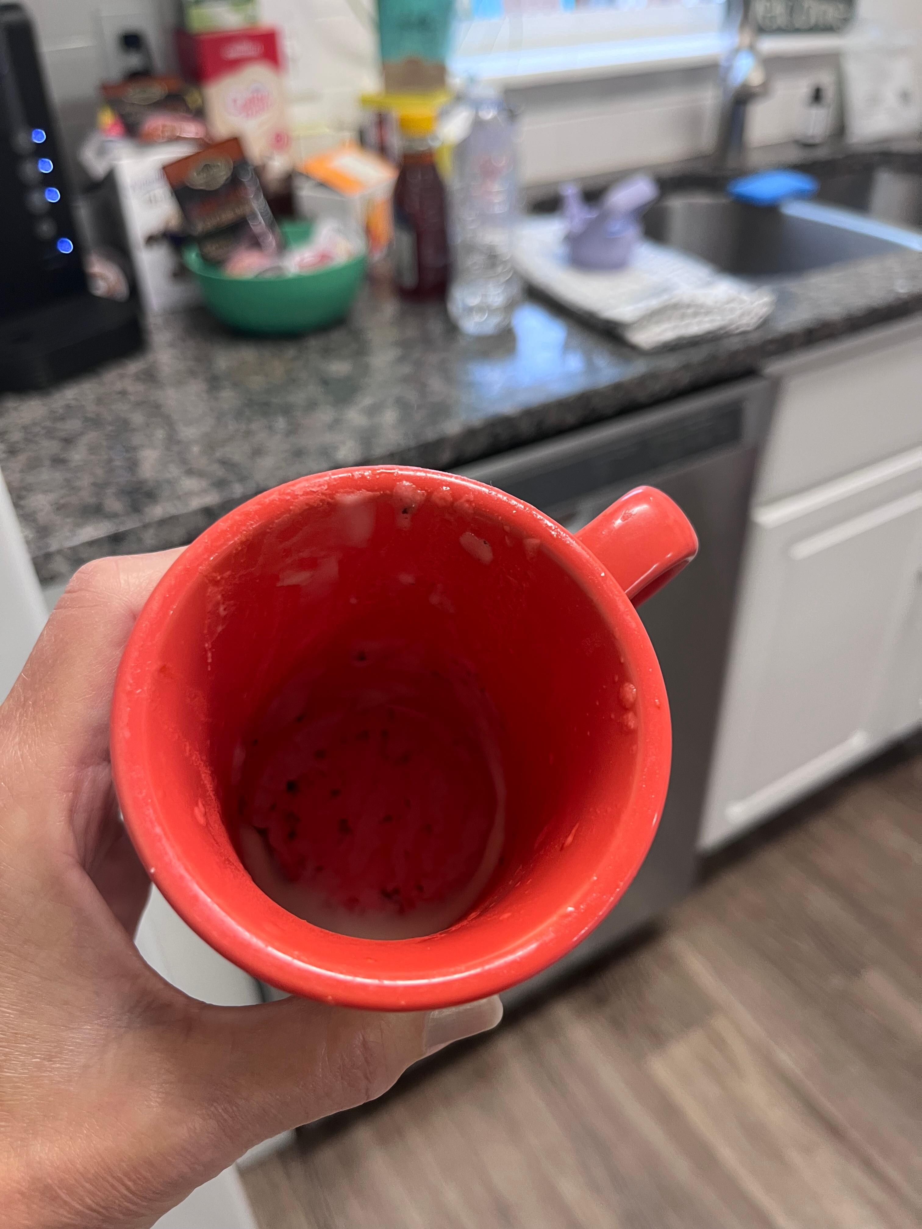 Dirty cup on the cubbard