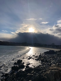View along the cliff walk by Harbor Beach five minutes away.