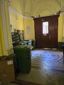 Entrance to hotel