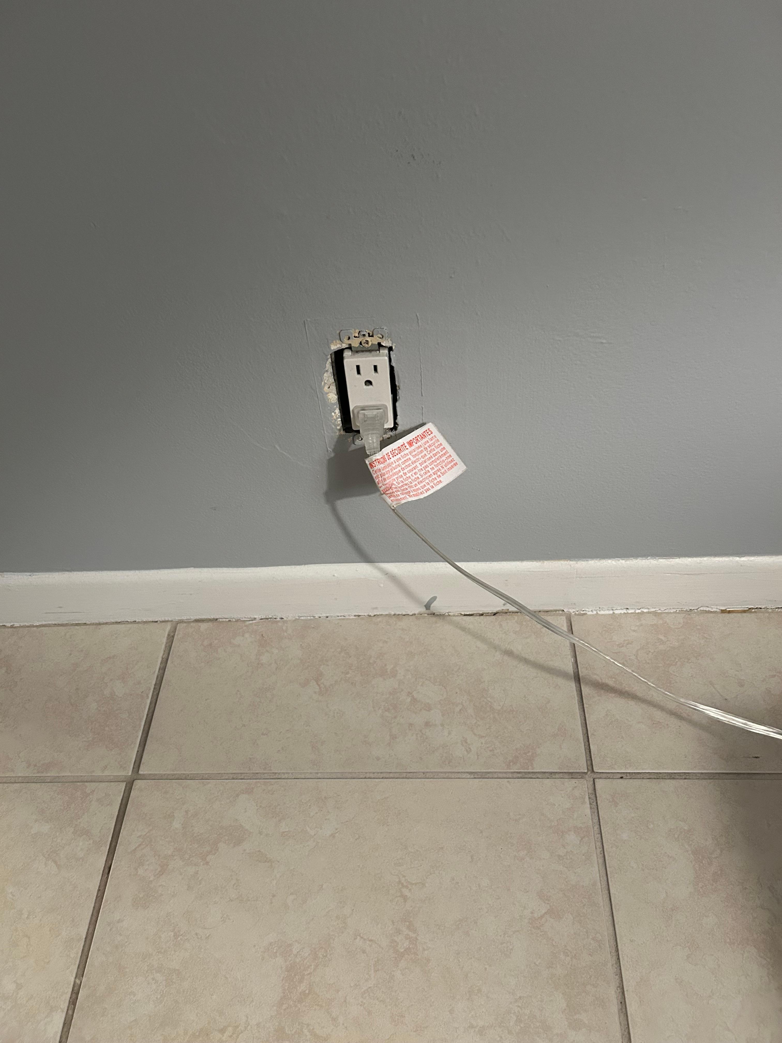 No plate cover for outlet