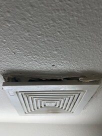 Falling vent cover