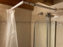 Bad Dusche sehr klein