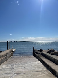 A 5 min walk from the house!