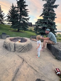 Fireplace was amazing and we lived the s’mores