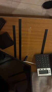 That was the condition of the t stand. Nothing worked. No tv no
Phone no a/c