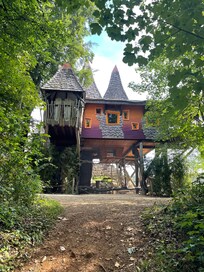 Entrance to the animal park. Entrance is free.