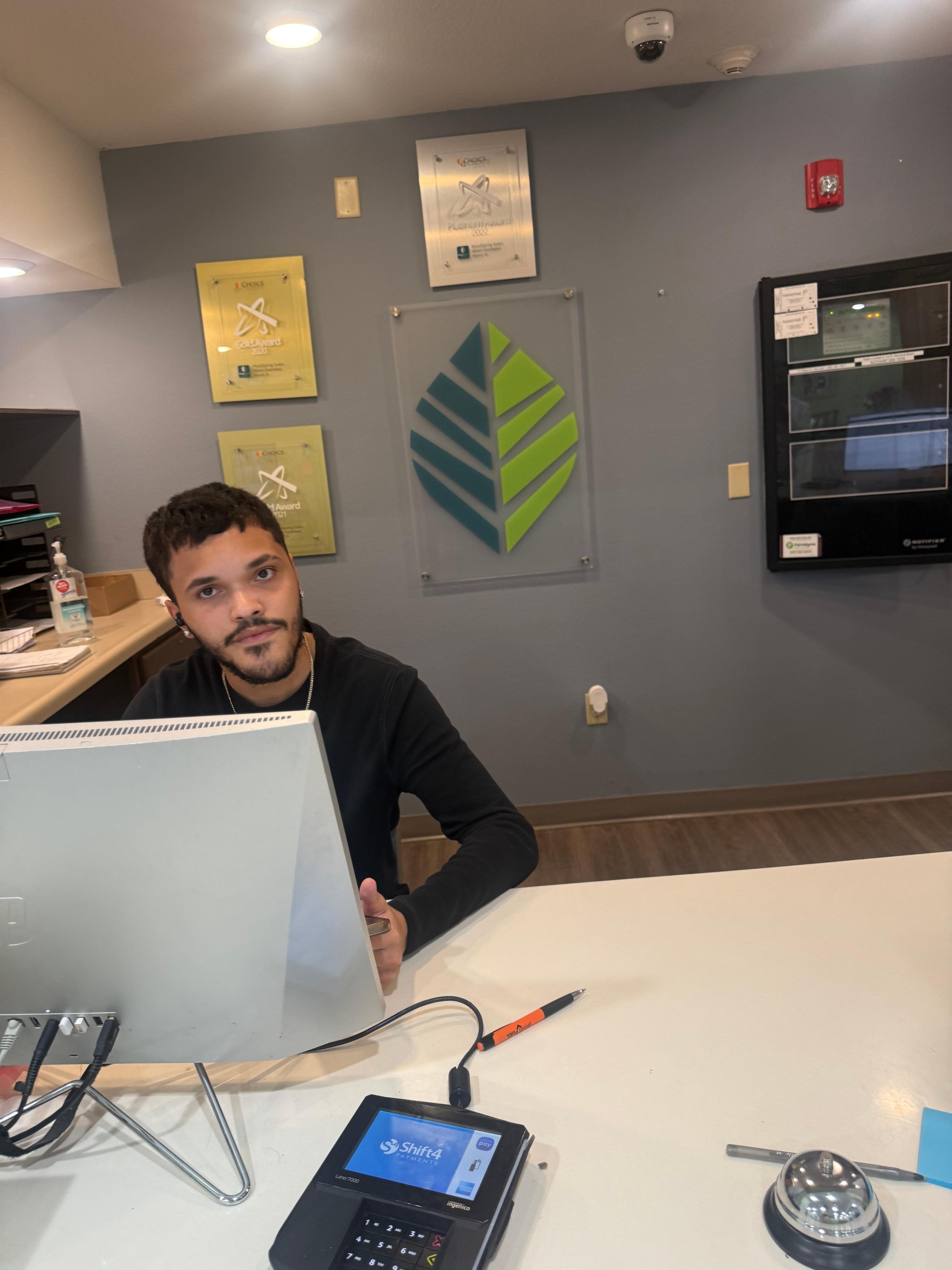 The guy is so terrible and bad attitude 