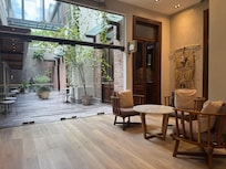 Lobby Opens up to courtyard