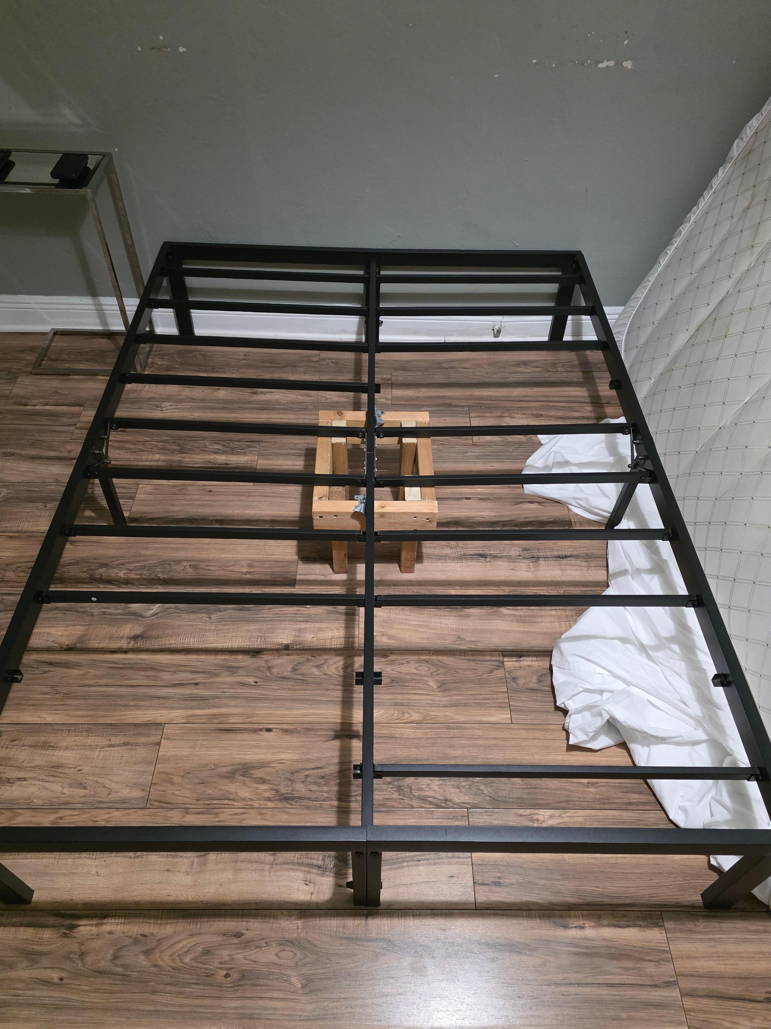 La cama sin el soporte 