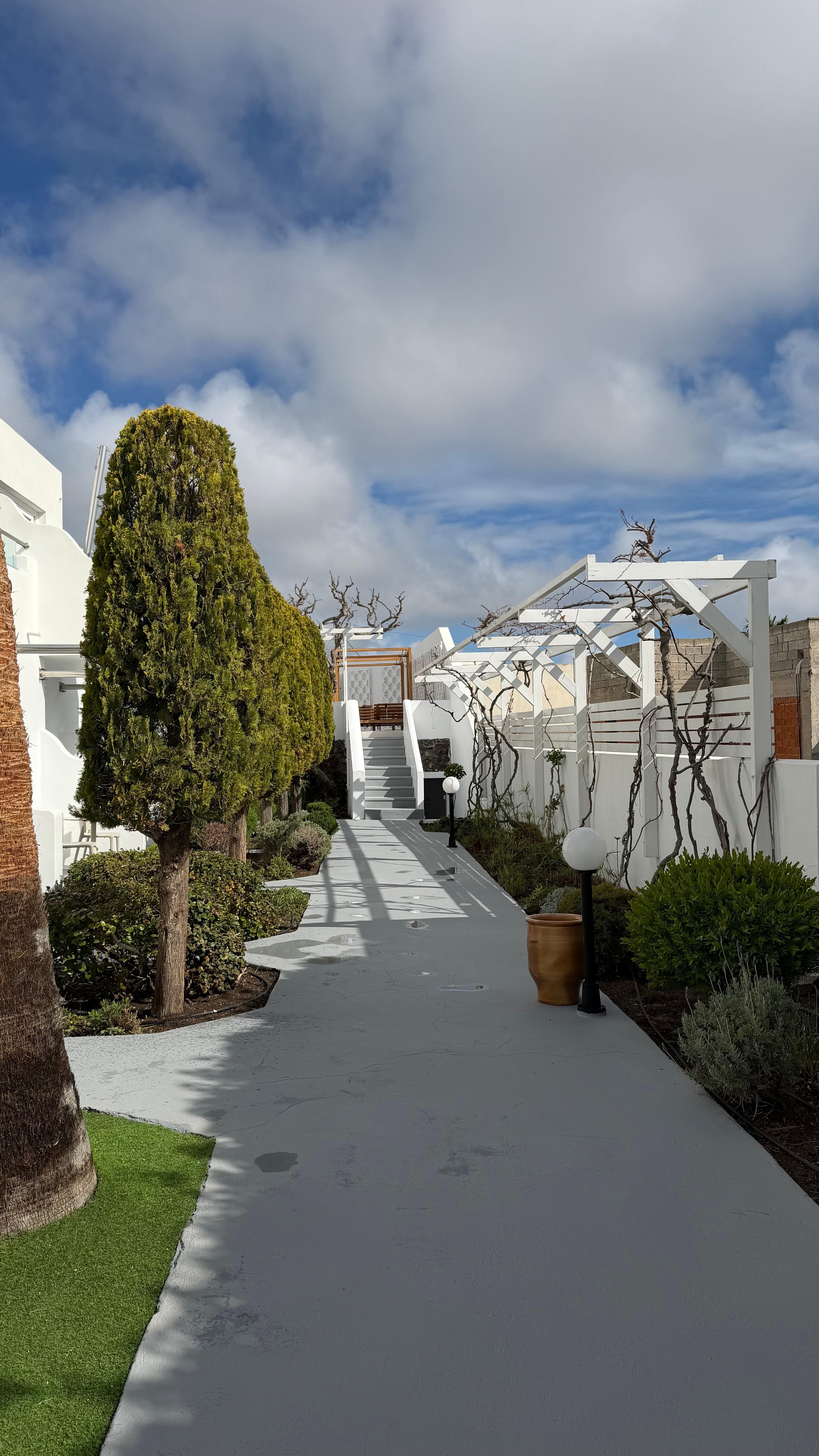 Walk to restaurant from our room