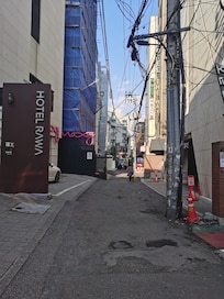 alley way leading to the hotel