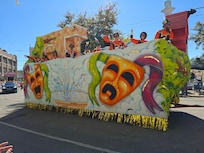 Parades juste devant l'hôtel