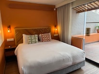 Cómodo y limpio
Lo único malo es que aún lado estaban remodelando una habitación y hubo mucho ruido