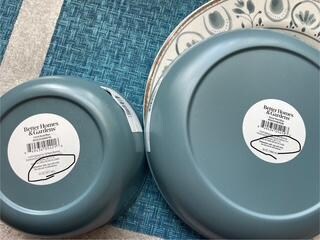 Dishes that aren't microwave safe