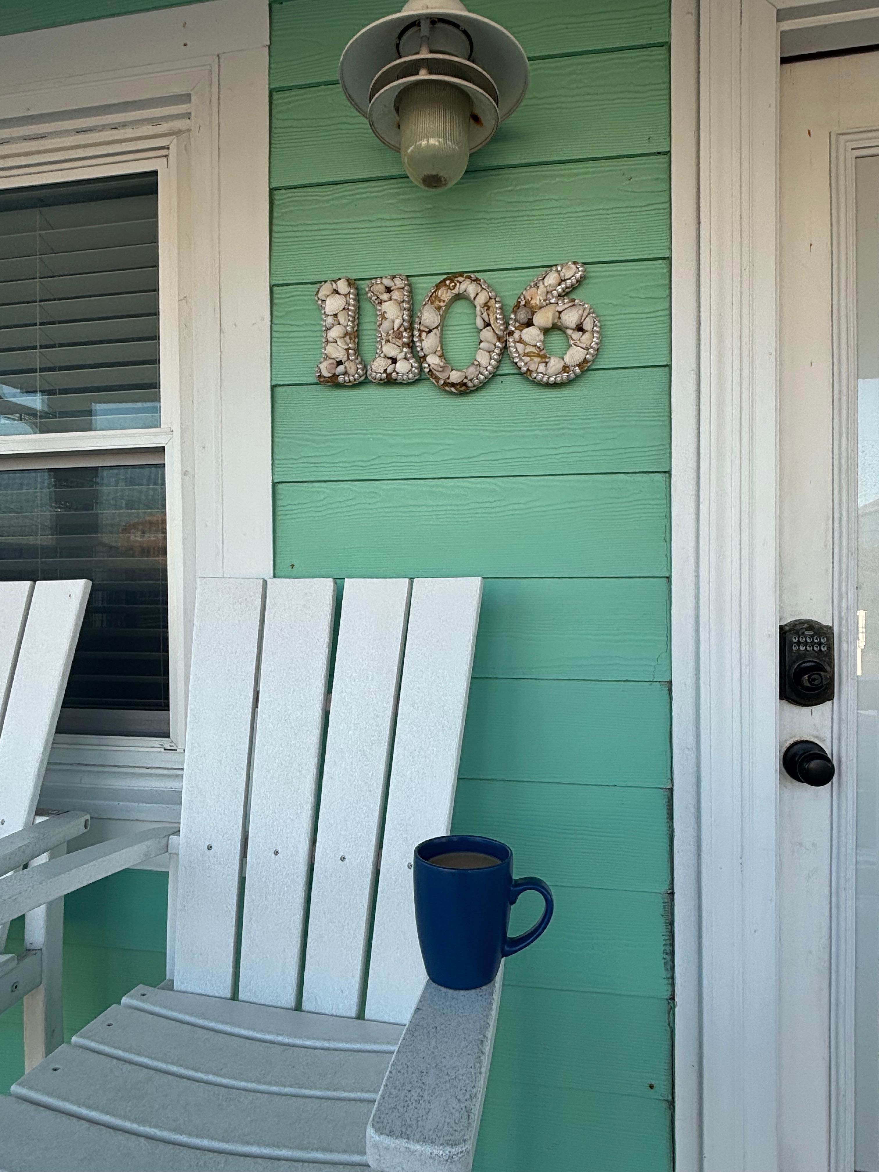 A great place for my morning coffee. Even though it’s a view of the street, the porch is covered, chairs are comfy and we loved the swing. Fun to say hi to others as they walked by. 
