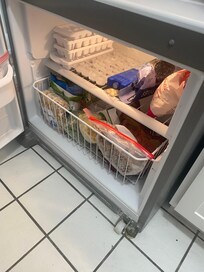 No space for guest frozen items