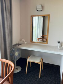 女性に嬉しいスペース、朝ゆっくり身支度できました